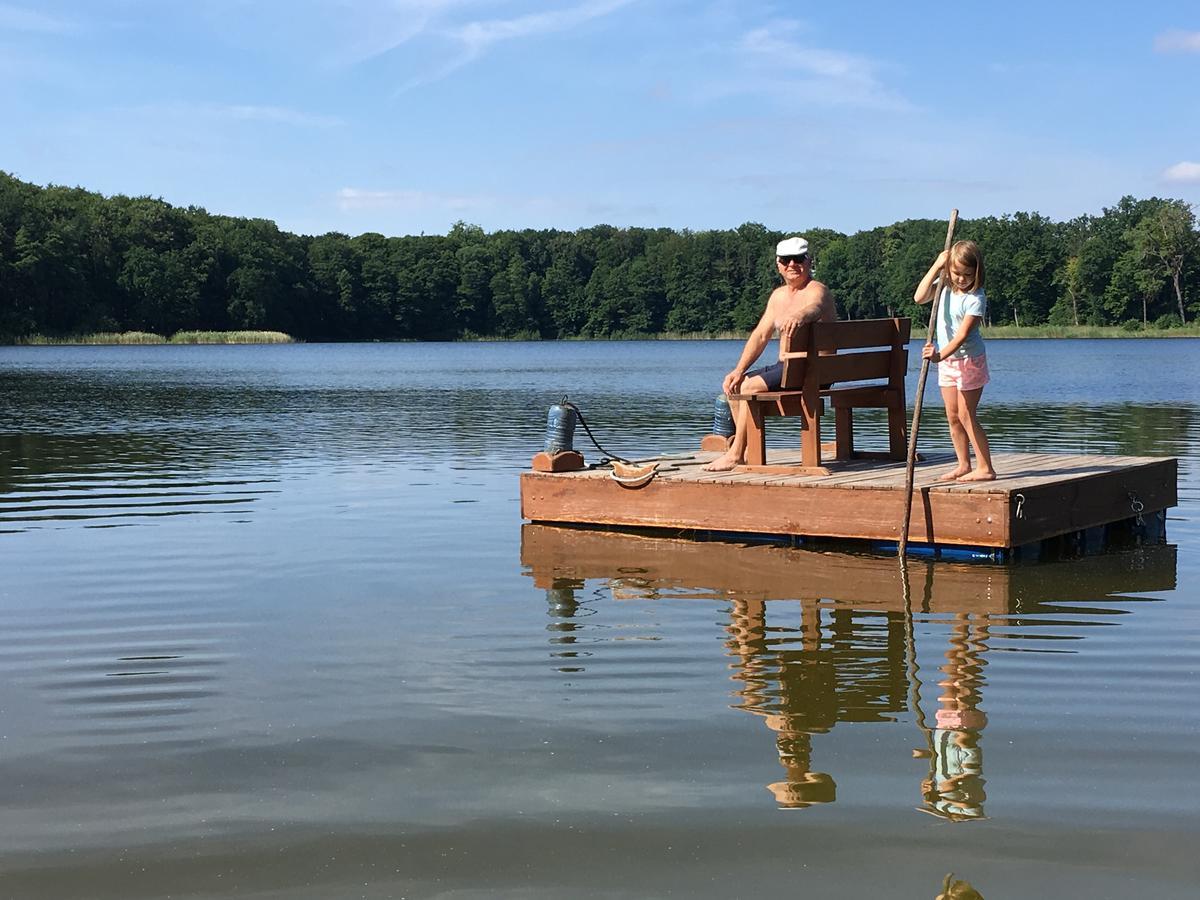 Stajnia Sarnowek Nad Jeziorem Rozany Rozajny Wielkie Exteriér fotografie